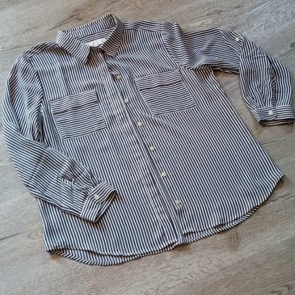 Loft Petites LP Button Up Long Sleeve Career Blouse